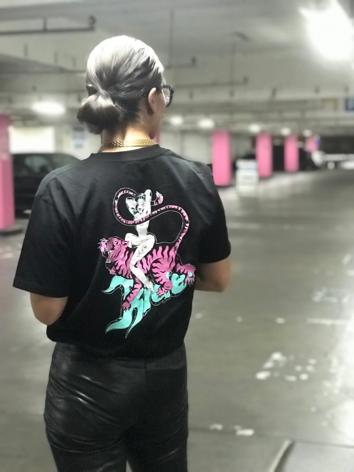 Ride 'Em Tiger Unisex Tee, Black